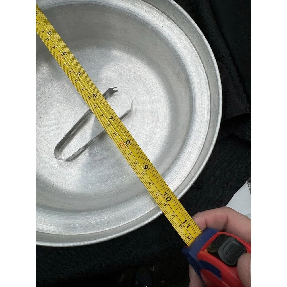 Hammered Aluminum Covered Serving Dish Insulated Warmer Italy IC-2